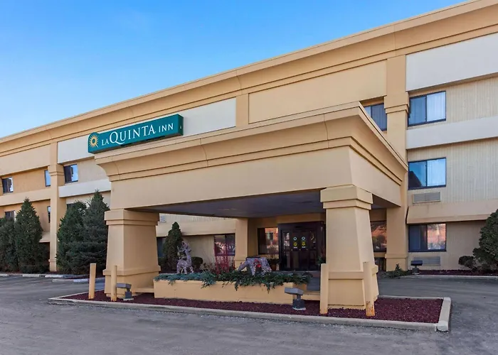 La Quinta Inn By Wyndham Milwaukee Airport / Oak Creek