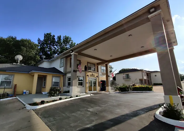 Days Inn By Wyndham Suites Fredericksburg