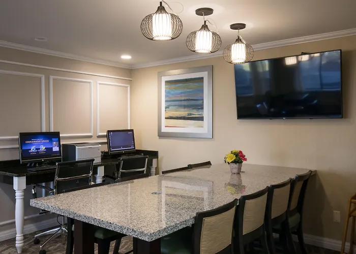 Baymont By Wyndham Detroit Airport/Romulus