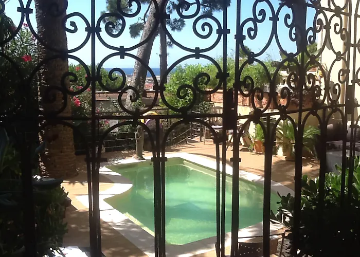 Hôtel Petit Palais