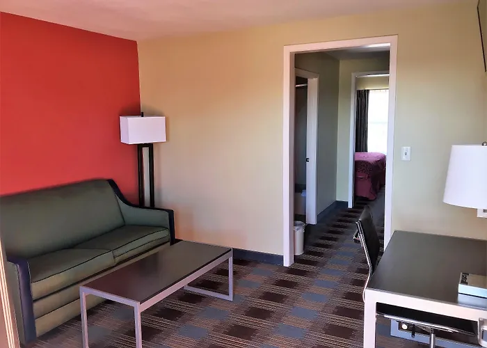Days Inn By Wyndham San Antonio Near Fiesta Park