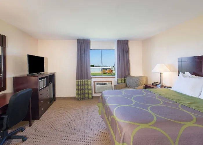 Super 8 By Wyndham Danville