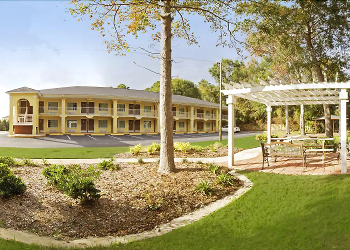Surestay Plus Hotel By Best Western St Marys Cumberland