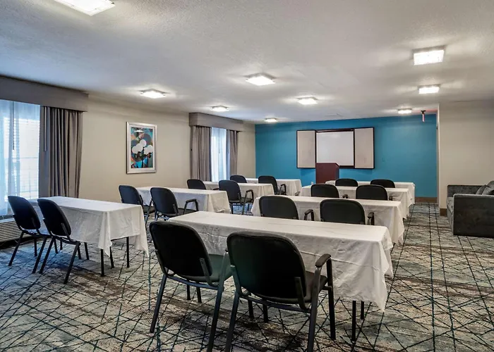 Best Western Carlton Suites