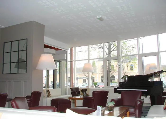 Logis Hotels Grand Hotel D'Orleans Et Restaurant Le Goulu