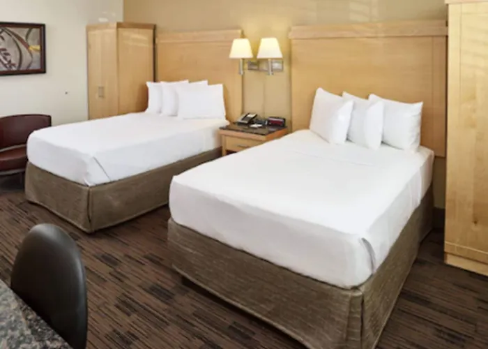 Livinn Hotel St Paul East / Maplewood