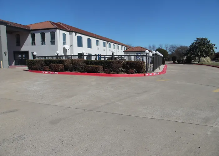 Motel 6-Ennis, Tx
