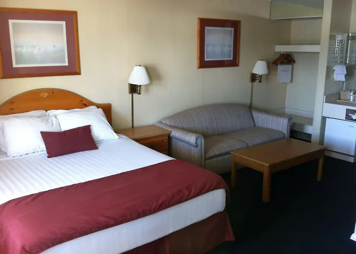 Thunderbird Inn Of Mackinaw City