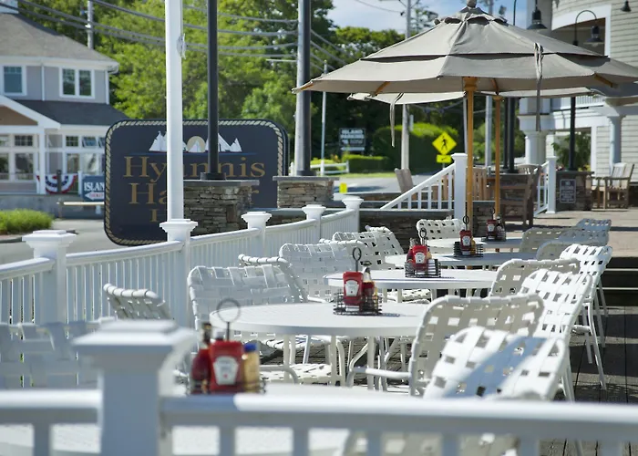 Hyannis Harbor Hotel (Adults Only)