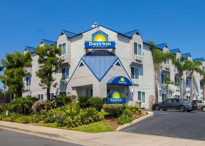 Days Inn By Wyndham Carlsbad