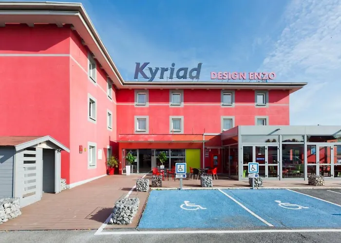 Enzo Hotels Reims Tinqueux