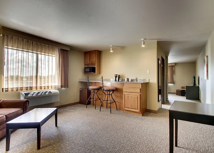 Best Western West Hills Inn
