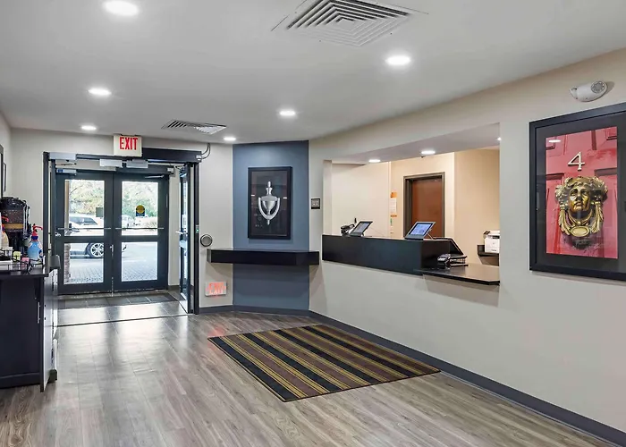Extended Stay America Select Suites - Milwaukee - Waukesha
