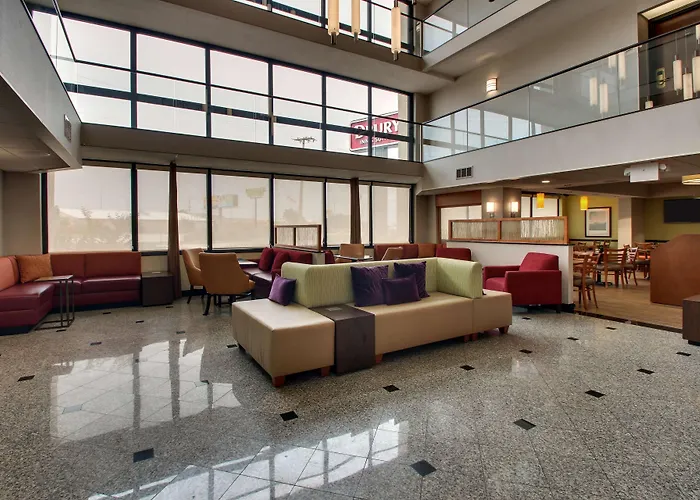 Drury Inn & Suites Bowling Green