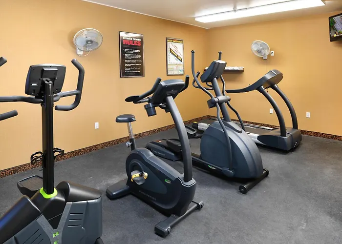 Crystal Inn Hotel & Suites - West Valley City