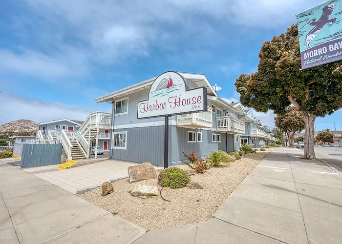 Harbor House Inn