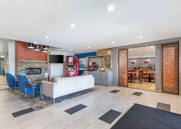 Best Western Plus Lake Lanier Gainesville Hotel & Suites