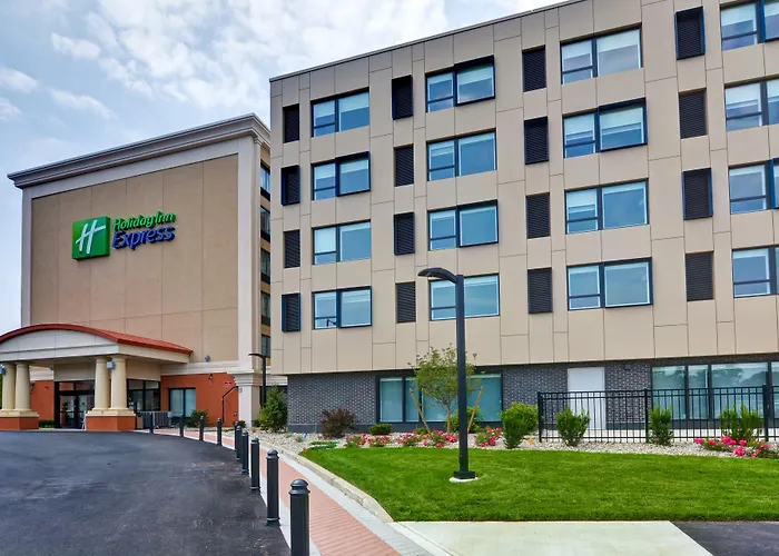 Holiday Inn Express Boston By Ihg