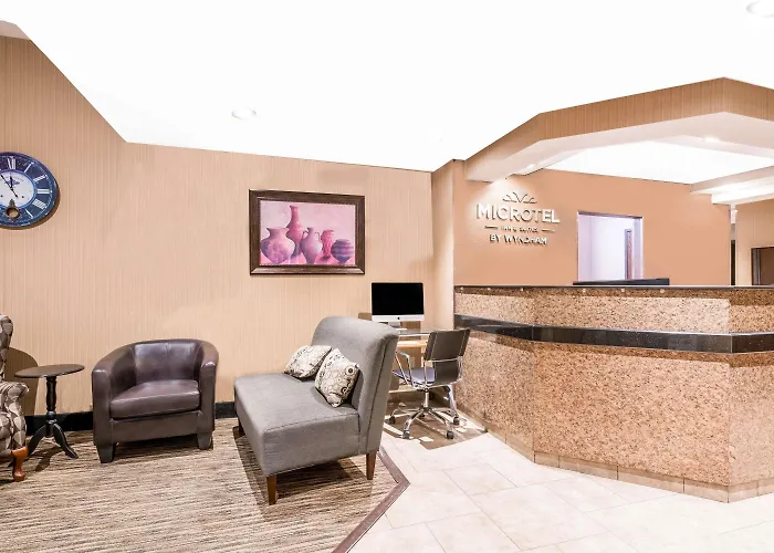 Microtel Inn & Suites By Wyndham Rochester North Mayo Clinic