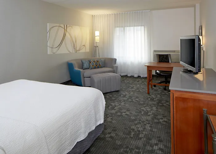 Courtyard By Marriott Bloomington Mall Of America
