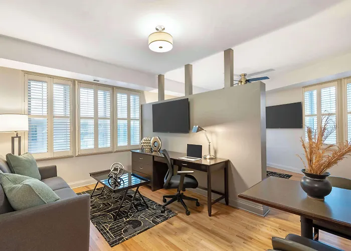 Best Western Plus Hawthorne Terrace Hotel