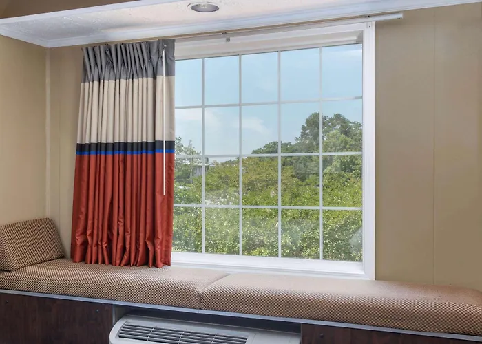 Microtel Inn & Suites By Wyndham Columbia Fort Jackson N