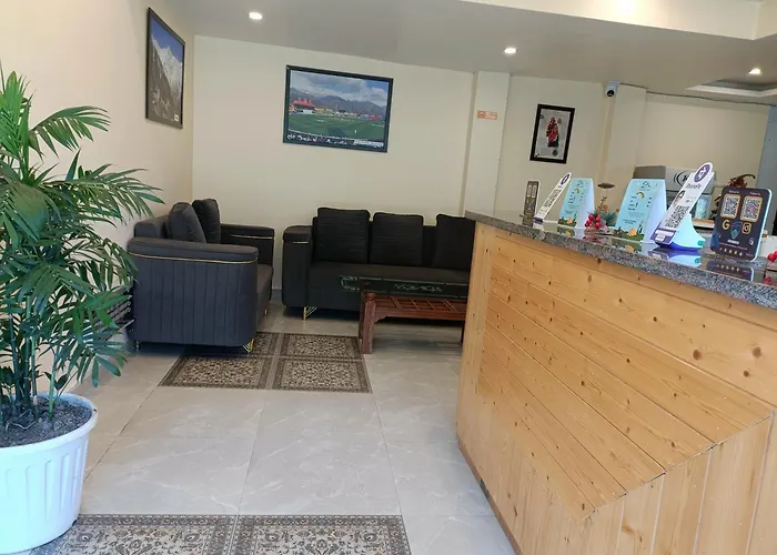 Heryk Hillview Hotel