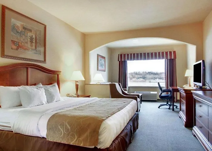 Clarion Suites Vidalia