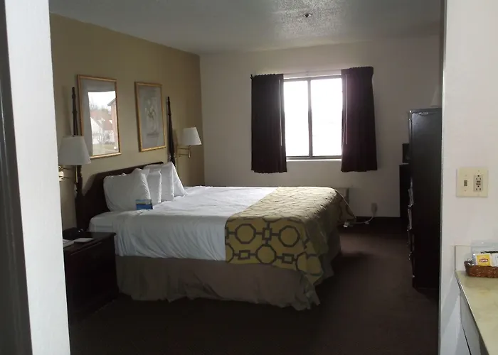 Baymont By Wyndham Metropolis