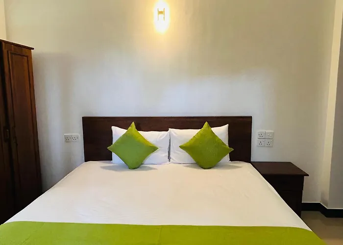 Jaffna City Palace Hotel