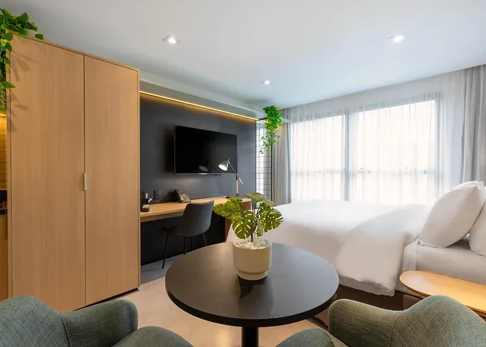 Cozzy Premium Paulista