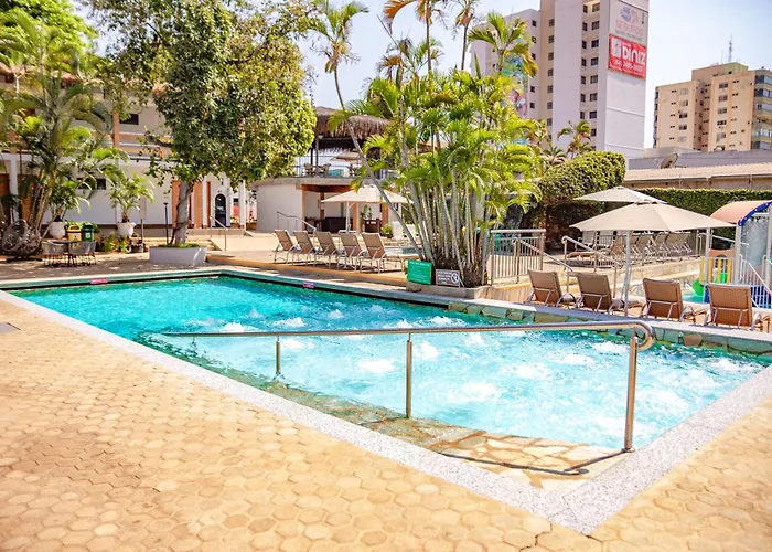 Hotel Roma exclusivo VIP CLUB direto com o Grupo diRoma com acesso ao Acqua Park e Café da manhã