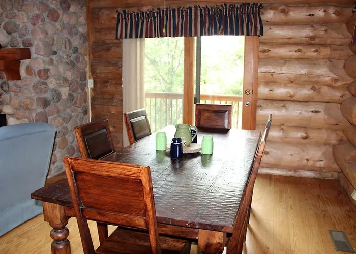 Amazing Lakefront Cabin With Game Room And Fire Pit In Stevens Point, Wisconsin