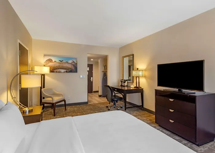Best Western Plus Dalton Inn
