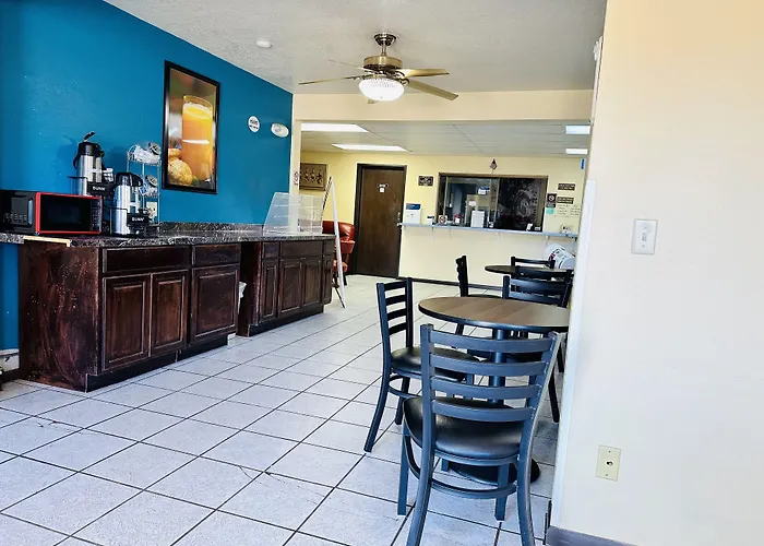 Rodeway Inn Winslow I-40