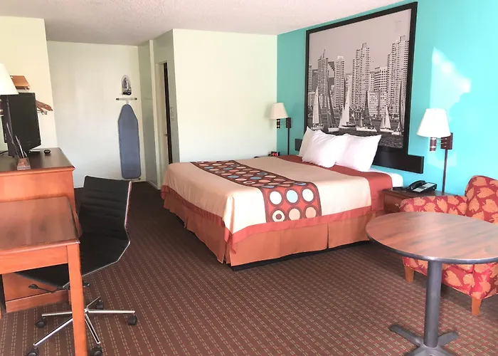 Super 8 By Wyndham Yreka