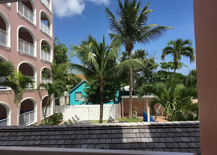Butterfly Beach Hotel