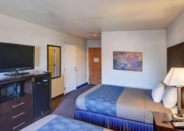 Rodeway Inn & Suites Lewisville I-35