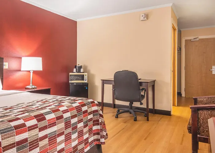 Red Roof Inn Ashtabula - Austinburg