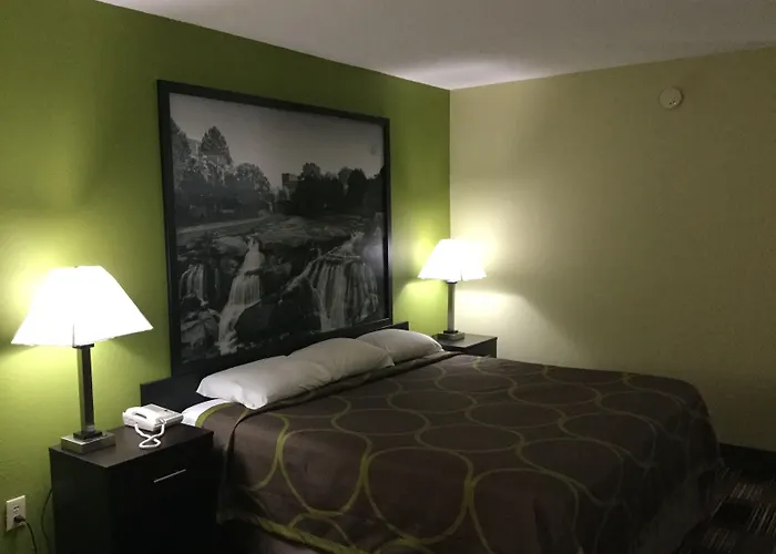 Super 8 By Wyndham Greer/Spartanburg Area