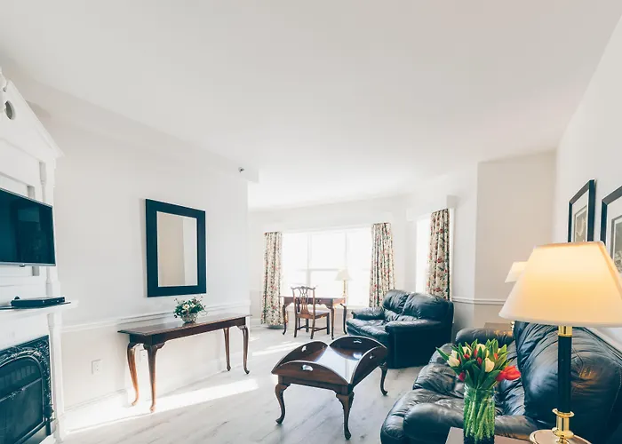The Loyalist Country Inn & Conference Centre