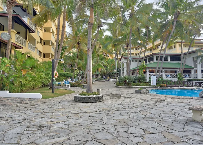 Coral Costa Caribe Beach Resort