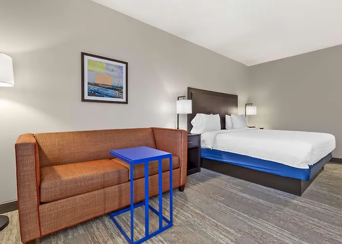Hampton Inn Mebane