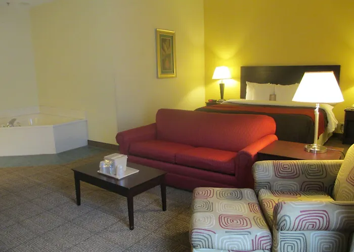 Comfort Inn & Suites Thomson