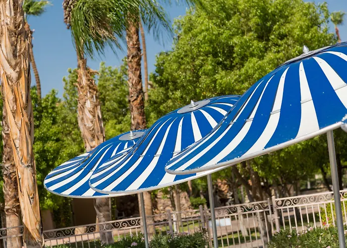 Days Inn By Wyndham Palm Springs