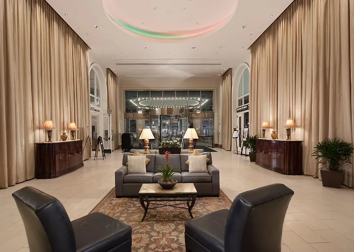 Hilton Indianapolis Hotel & Suites