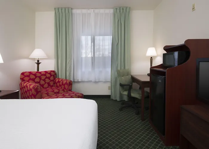 Fairfield Inn By Marriott Tracy