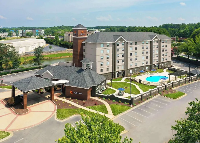 La Quinta By Wyndham Greensboro Highpoint