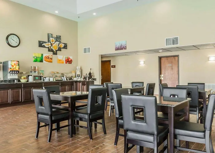 Quality Inn & Suites North Montgomery
