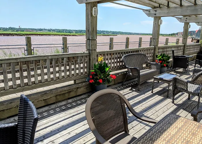 Chateau Moncton Trademark Collection By Wyndham